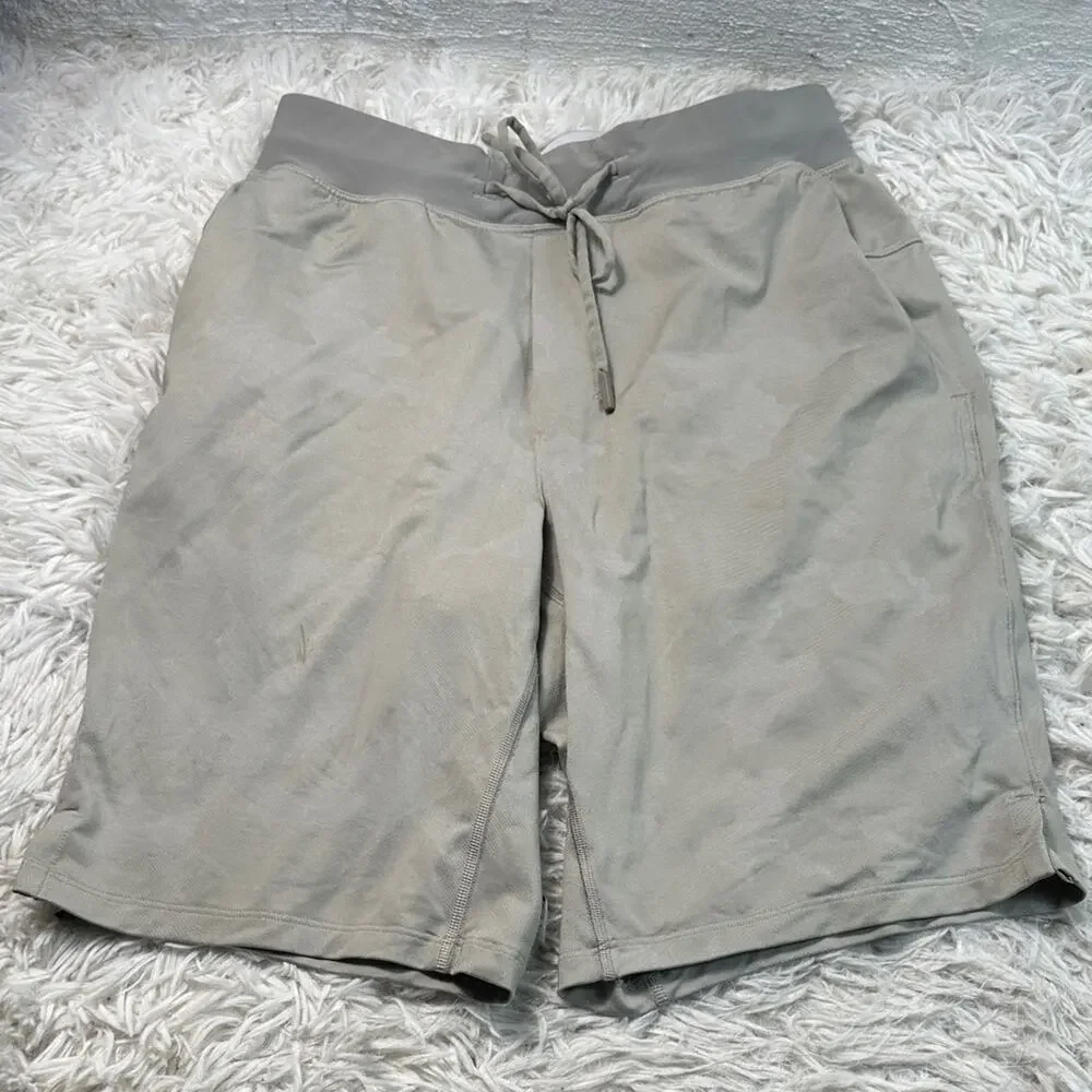 Lululemon T.H.E. Short 9